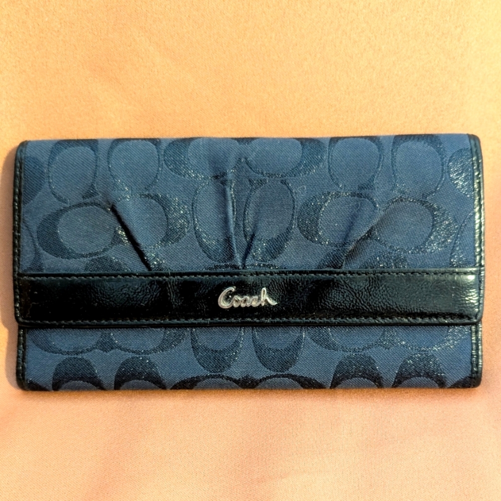 Coach Signature Ashley Blue Sparkle Monogram Wallet Leather Accents.